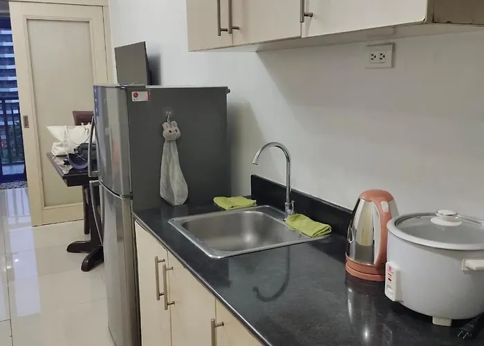 Sea Residences Crisha Apartment *